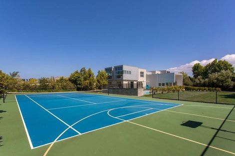 Photo of property in 5 Roderick Alleyn Lane, Papanui, Christchurch, 8052