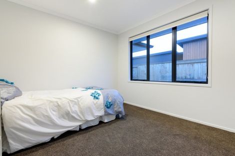 Photo of property in 8 Rotomanu Place, Pyes Pa, Tauranga, 3112