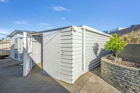Photo of property in 57 Manuka Street, Castlecliff, Whanganui, 4501