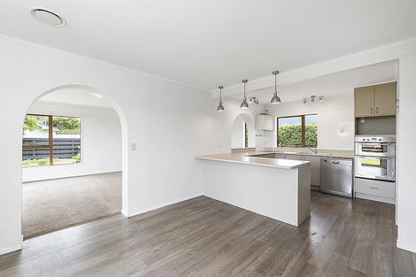 Photo of property in 1 Manawa Avenue, Raumati Beach, Paraparaumu, 5032