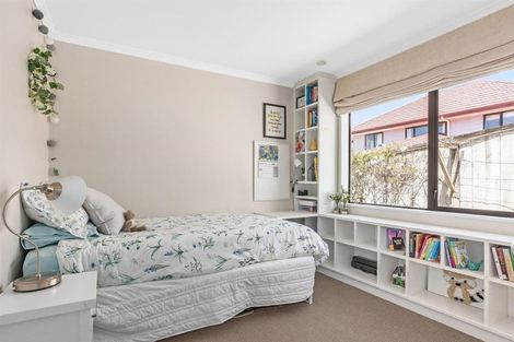 Photo of property in 12 Bowman Place, Whitby, Porirua, 5024