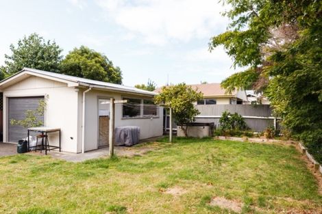 Photo of property in 32 Colombo Street, Hokowhitu, Palmerston North, 4410