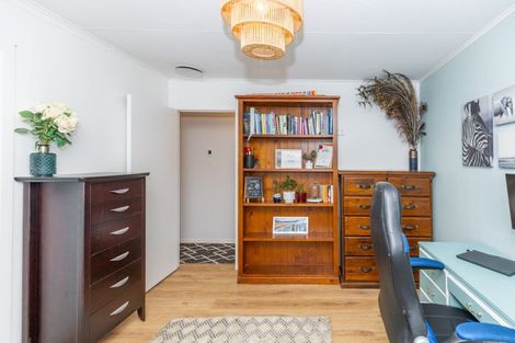 Photo of property in 21 Elmwood Crescent, Pukete, Hamilton, 3200