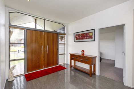 Photo of property in 16 Liberty Grove, Kelvin Grove, Palmerston North, 4414