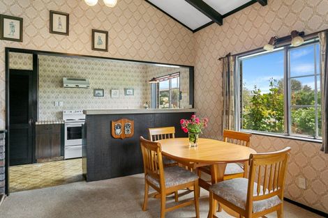Photo of property in 11b Reeves Road, Acacia Bay, Taupo, 3330