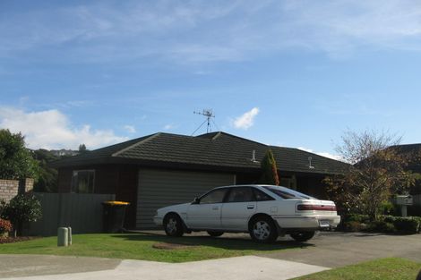 Photo of property in 38 Sailmaker Close, Whitby, Porirua, 5024