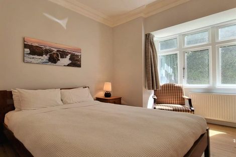 Photo of property in 23 Hay Street, Oriental Bay, Wellington, 6011