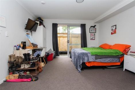 Photo of property in 4/28 Hunter Street, Hamilton Lake, Hamilton, 3204