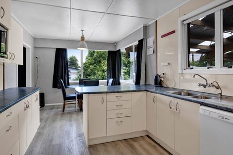 Photo of property in 44 Oberon Street, Stratford, 4332