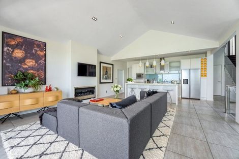 Photo of property in 87 Princes Street, Northcote Point, Auckland, 0627