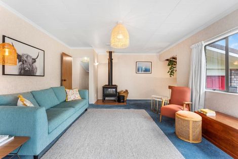 Photo of property in 6 Linda Place, Saint Johns Hill, Whanganui, 4501