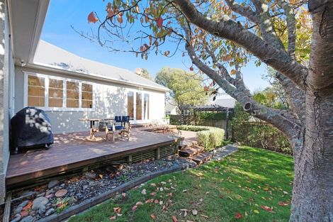 Photo of property in 45 Mandalay Terrace, Khandallah, Wellington, 6035