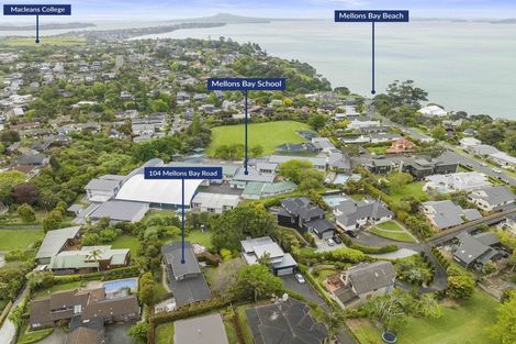 Photo of property in 104 Mellons Bay Road, Mellons Bay, Auckland, 2014