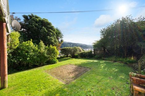 Photo of property in 126 Wellington Street, Picton, 7220