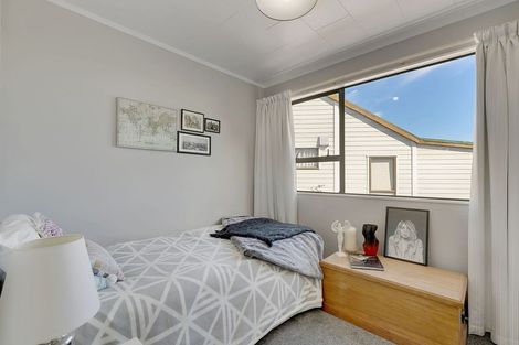 Photo of property in 11 Leeward Drive, Whitby, Porirua, 5024
