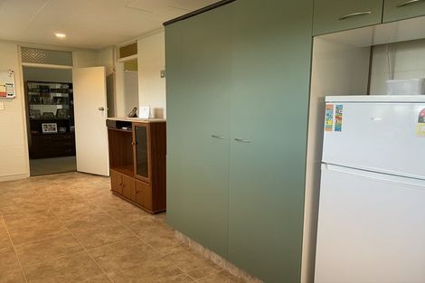 Photo of property in 22d High Street, Eltham, 4322