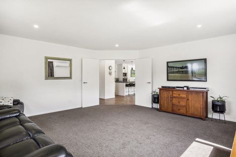 Photo of property in 30 Tara Hills Drive, North Taieri, Mosgiel, 9092