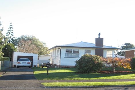 Photo of property in 10 Winsford Street, Manurewa, Auckland, 2102