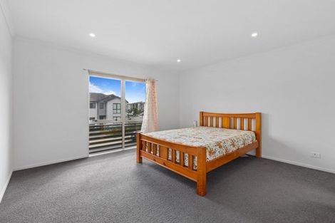 Photo of property in 54 Vincent Mcgrath Crescent, Swanson, Auckland, 0614