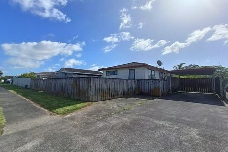 Photo of property in 2/15 Trimdon Street, Randwick Park, Auckland, 2105