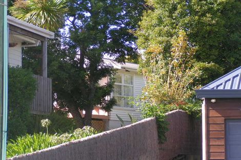 Photo of property in 2/14 Pax Avenue, Forrest Hill, Auckland, 0620