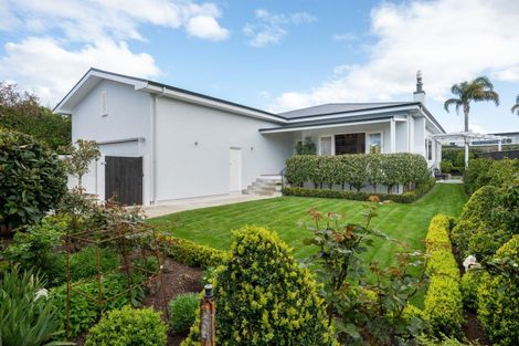 Photo of property in 30 Tauroa Road, Havelock North, 4130
