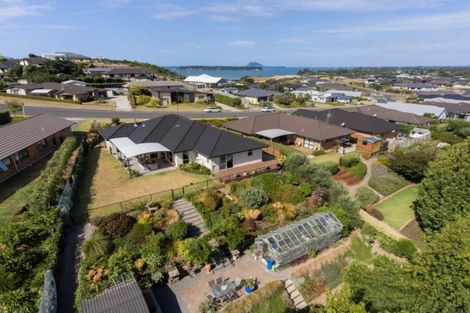 Photo of property in 12 Lynley Park Drive, Omokoroa, 3114