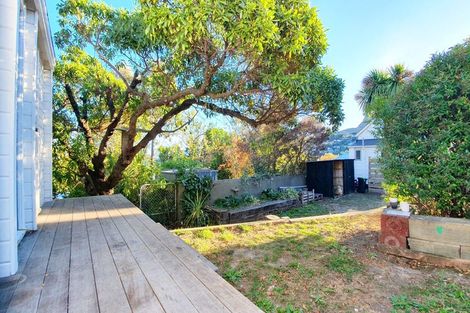 Photo of property in 40 Canterbury Street, Lyttelton, 8082