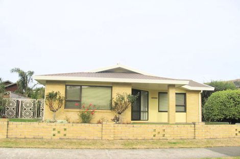 Photo of property in 7 Webb Place, Taradale, Napier, 4112