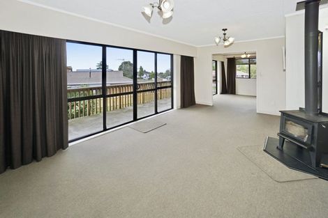 Photo of property in 27 Tynan Street, Te Puke, 3119