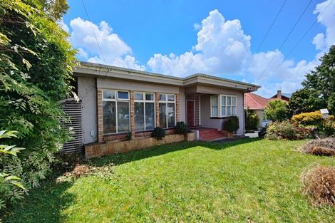 Photo of property in 181 Cambridge Road, Hillcrest, Hamilton, 3216