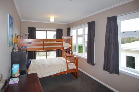 Photo of property in 15 Semple Street, Kakanui, Oamaru, 9495