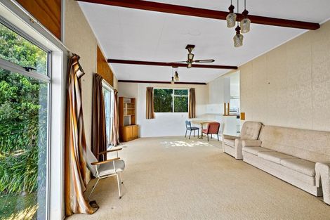 Photo of property in 14 Donovan Avenue, Massey, Auckland, 0614