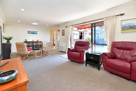 Photo of property in 16 Commodore Court, Gulf Harbour, Whangaparaoa, 0930