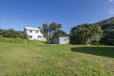 Photo of property in 116 Garden Road, Piha, 0772