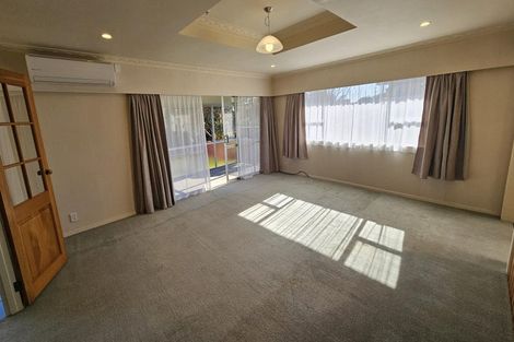 Photo of property in 14 Truby King Street, Merrilands, New Plymouth, 4312