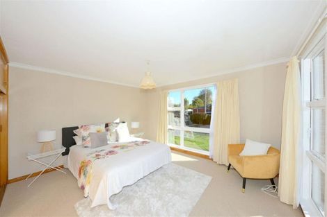 Photo of property in 52 Glenharrow Avenue, Avonhead, Christchurch, 8042