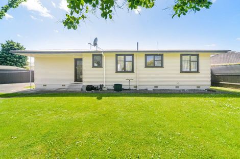 Photo of property in 10 Lewis Place, Highbury, Palmerston North, 4412
