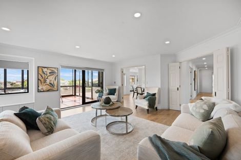 Photo of property in 216 Whitford Road, Shamrock Park, Auckland, 2016