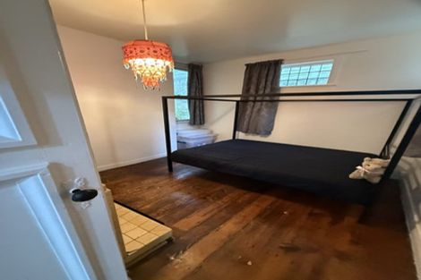 Photo of property in 21 Grass Street, Roseneath, Wellington, 6011