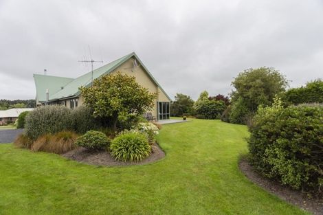 Photo of property in 12 Grove Avenue, Weston, Oamaru, 9401