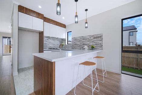 Photo of property in 30 Kairakau Street, Papakura, 2110