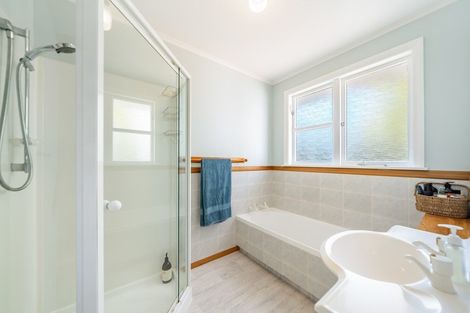 Photo of property in 9 Longfellow Street, Trentham, Upper Hutt, 5018