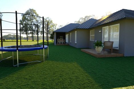 Photo of property in 4 Hine Crescent, Frimley, 4120