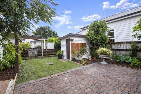Photo of property in 31 Arabi Street, Sandringham, Auckland, 1041