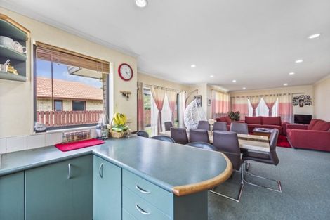 Photo of property in 25 Twickenham Place, Nawton, Hamilton, 3200