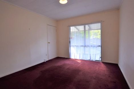 Photo of property in 14 Mile Place, Henderson, Auckland, 0612