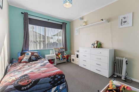 Photo of property in 9 Pluto Place, Milson, Palmerston North, 4414