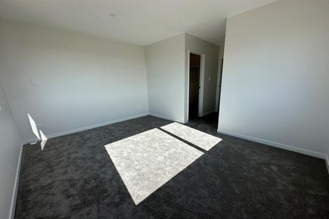 Photo of property in 1 Ope Taua Street, Papakura, 2110
