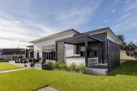 Photo of property in 33 Pohutukawa Drive, Eskdale, Napier, 4182
